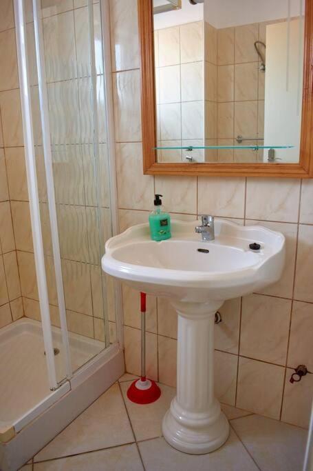 Apartamento T3 Encantador Com Piscina Wifi E Perto De Praia Santa Maria Bagian luar foto