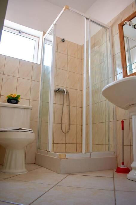 Apartamento T3 Encantador Com Piscina Wifi E Perto De Praia Santa Maria Bagian luar foto